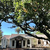 Eight Bells Mountain Inn