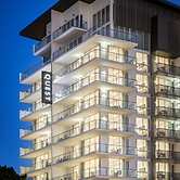 Quest Mackay on Gordon