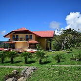 Guayabo Lodge