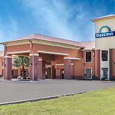 Days Inn by Wyndham Dilley