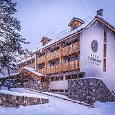 Le Grand Aigle, Friendly Hotel
