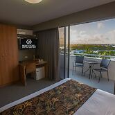 Gladstone Reef Hotel Motel