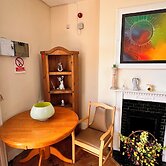 Castle Lodge Guest House