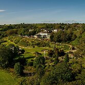 Fernhill House Hotel & Gardens