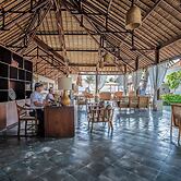 Lembongan Beach Club and Resort