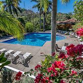 Hotel Colinas del Sol