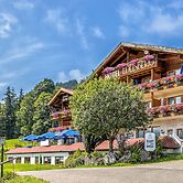 Berg- und Aktivhotel Edelsberg