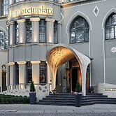 Roomers Berlin Steinplatz, Autograph Collection