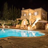 Villa Nika Boutique Hotel