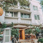 Iberostar Waves Berkeley Shore