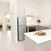 Oaks Middlemount Suites