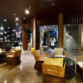 Le Coral Beach Resort and Cafe