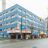 English Bay Hotel