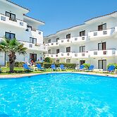 Xenios Dolphin Beach Hotel