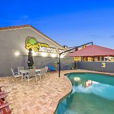 Sugar Country Motor Inn