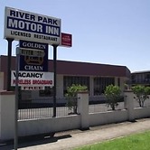 River Park Motor Inn
