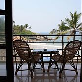 The Ocean Park Beach Resort