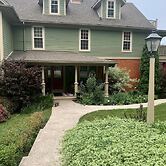 The Red Coat Bed & Breakfast