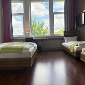 AMH Airport-Messe-Hotel