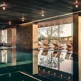 Vann Spa Hotel and Conference