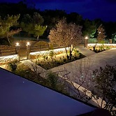 Room in Studio - Rock Garden Apartments - 2 Steps From the Beach