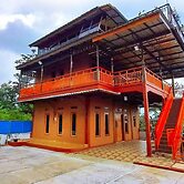 Villa Lisandsa by Ruang Nyaman