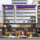 Holiday Inn Express Melbourne Little Collins by IHG