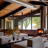 Tälta Lodge, A Bluebird by Lark