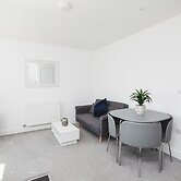 NEW 2BD Pontact Flat in the Heart of Didcot