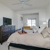 Views in Luxury Resort Condo in Chandler! Amenities Galore! Walk to Re