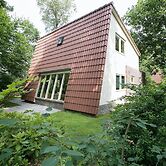 Modern Villa Near Veluwe