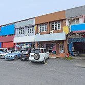 OYO Home 90325 Au Homestay