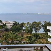 Holiday One Bedroom Sea View Apartment Vlore