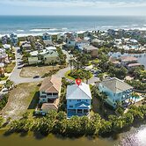 Three Palms by Distinctive Beach Rentals