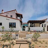 Casa de Lujo - Spanish Seaside Retreat