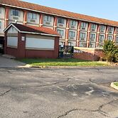 Broadway Inn & Suites OKC