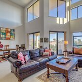 Spinnakers Reach 704