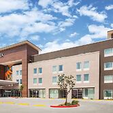 La Quinta Inn & Suites by Wyndham Bardstown