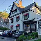 Hearthside Inn
