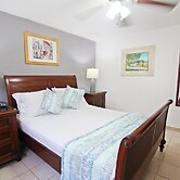 Oceanfront 2-bed Apt With Pool Near Surfing - Rosalie #2 2 Bedroom Apt