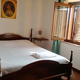 Apartment 2 People Farmhouse Villa Luzi