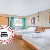 Love Hotels Tomahawk by OYO at Lake Mohawksin WI