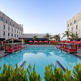 Maani Muscat Hotel & Suites