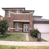 Newly Modern Home for Big Group near SC