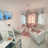 7DR Apt in Prime Location Near Monumental Area