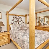 St. Anton Wooded View 1-bedroom Condos w/ Complimentary Hot Drinks