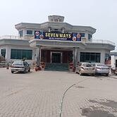 Seven Ways Hotel And Restaurant