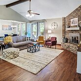 Cozy 3br Kid & Dog Friendly Home In Central Location! 3 Bedroom Home b