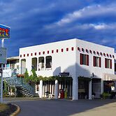 Bowmont Motel