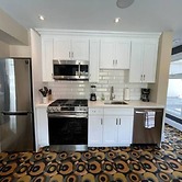 Cozy Downtown Condo Suite